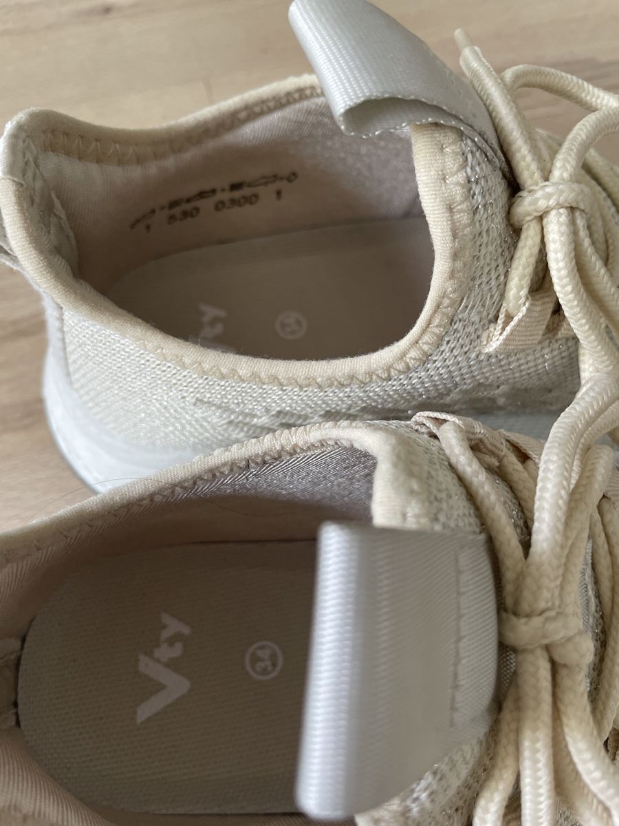Victory Scarpe per ragazze: Victory Sneaker Beige Gr. 34 – Usato da Solothurn venduto da Silbermond01 2