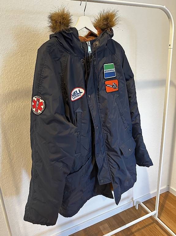 Mäntel: Supreme Parka – Gebraucht aus Binningen von Ramon_01