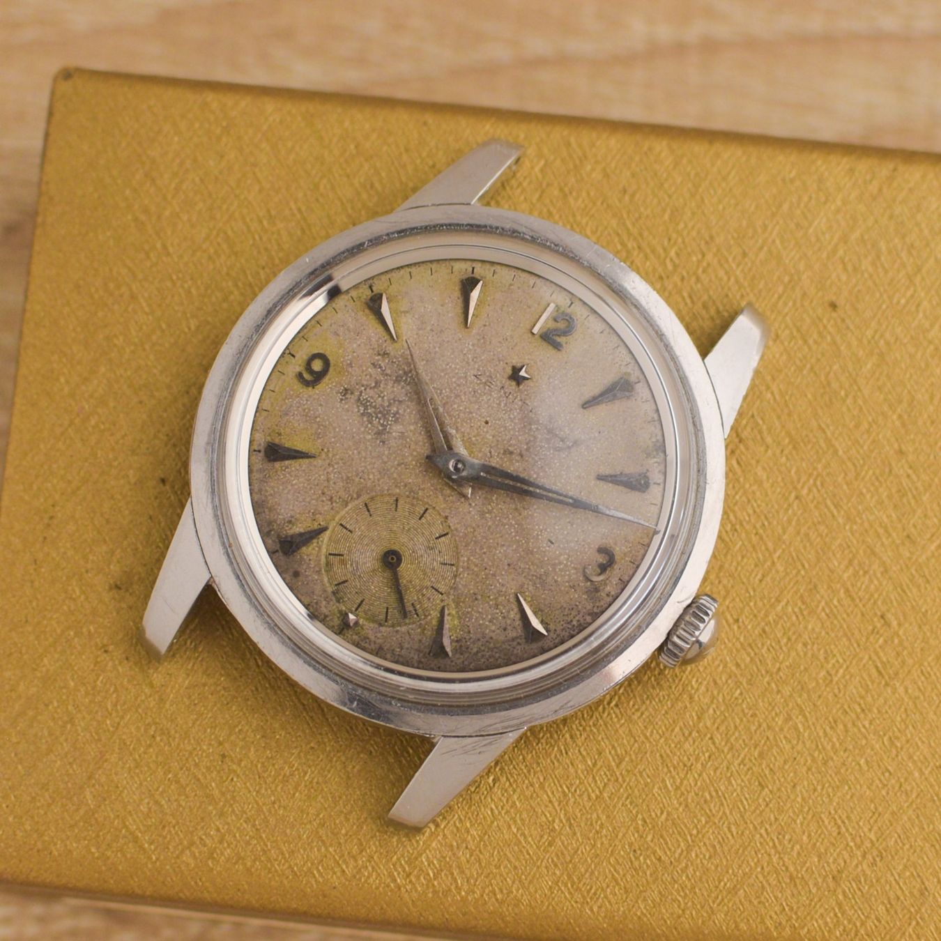 Zenith Orologi: Zenith Cal. 40 from 1950s – Usato da St. Gallen venduto da Andrej99 2