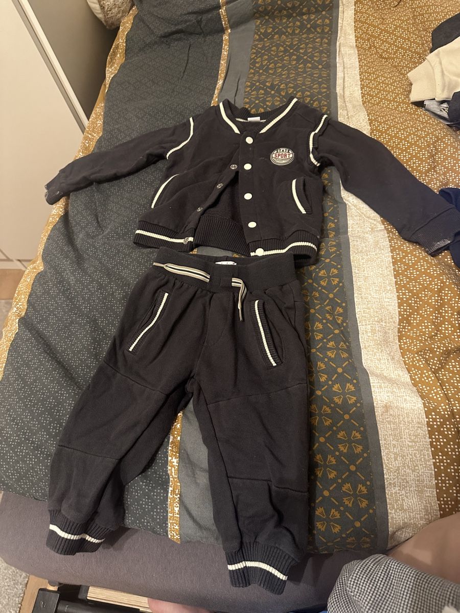 Ensembles coordonnés: Baby Kleider Set  – D'occasion à Wallenbuch par __si__ 2