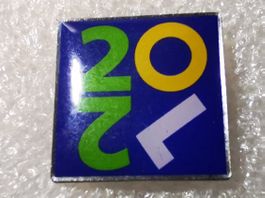 Ansteckpin 11: 2012