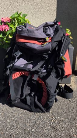 Wanderrucksack Adventure Trek 80 L +10 L neuwertig