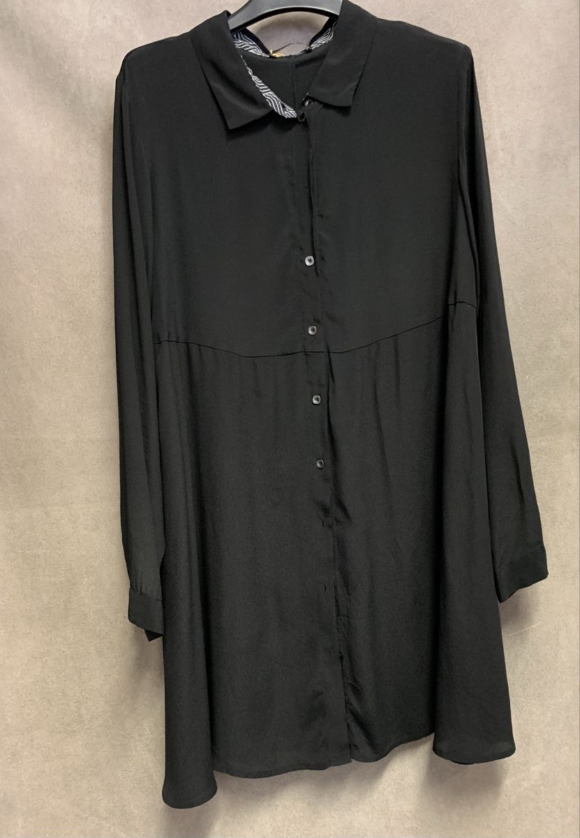 Nile Vestiti: Nile Kleid Tunika M – Usato da Unterseen venduto da jpowers1971