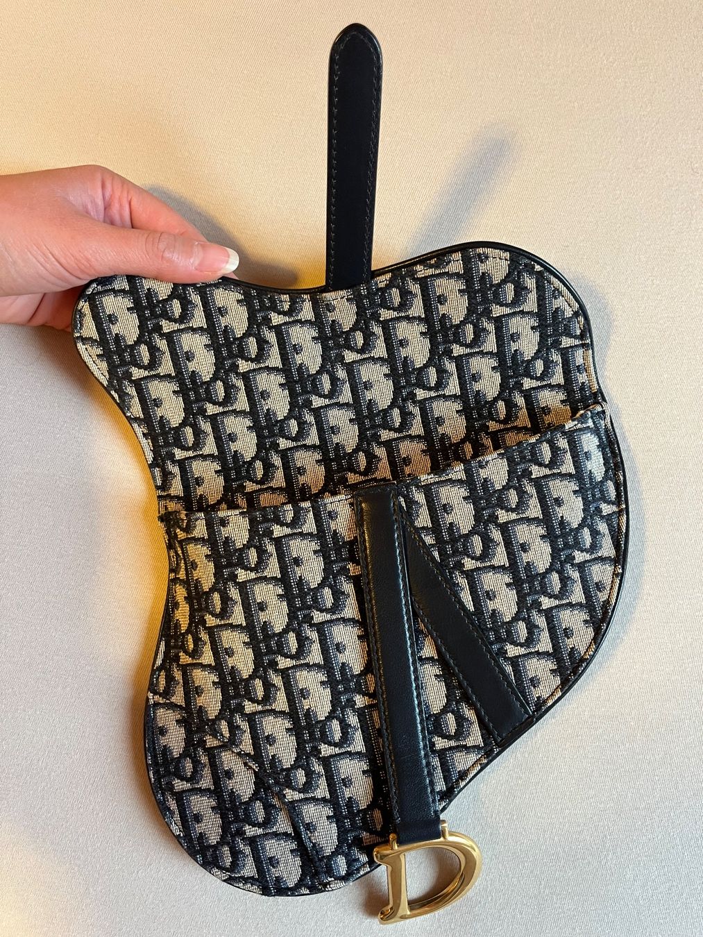 Dior Borse: Dior Oblique Saddle Tasche – Nuovo e nell'imballaggio originale da Bern venduto da ada_92zl 7
