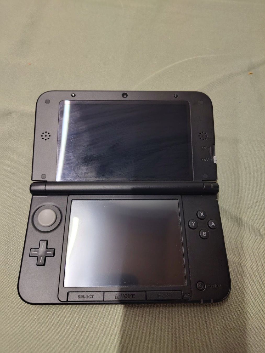 Nintendo Console: Console Nintendo 3DS en bon état. – Usato da Saxon venduto da dan_drn5 1