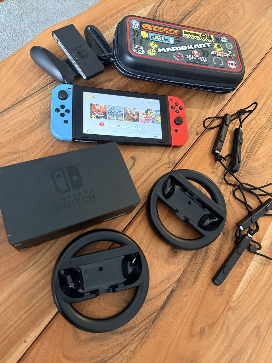 Nintendo Console: Nintendo Switch | Functioning perfectly  – Usato da Genève venduto da varalapu 1