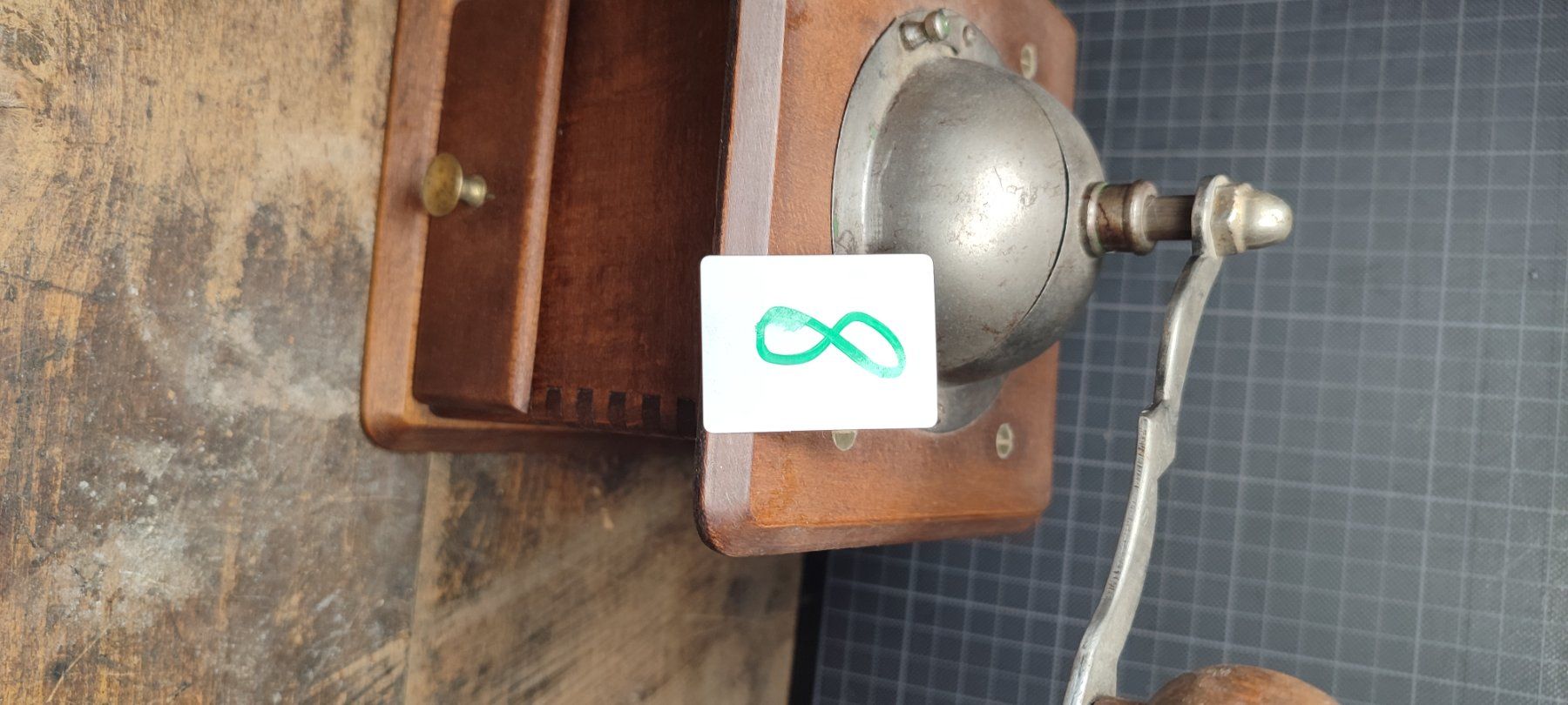 Küchengeräte: Wunderschöne alte Kaffeemühle Nr8 DIENES Mühle – Gebraucht aus Gelterkinden von MYSTOREFORYOU4460 6