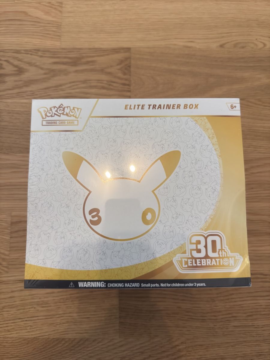 Pokémon Carte collezionabili: Pokémon 30th Anniversary ETB – Nuovo (secondo la descrizione) da Männedorf venduto da Luxurytrade4