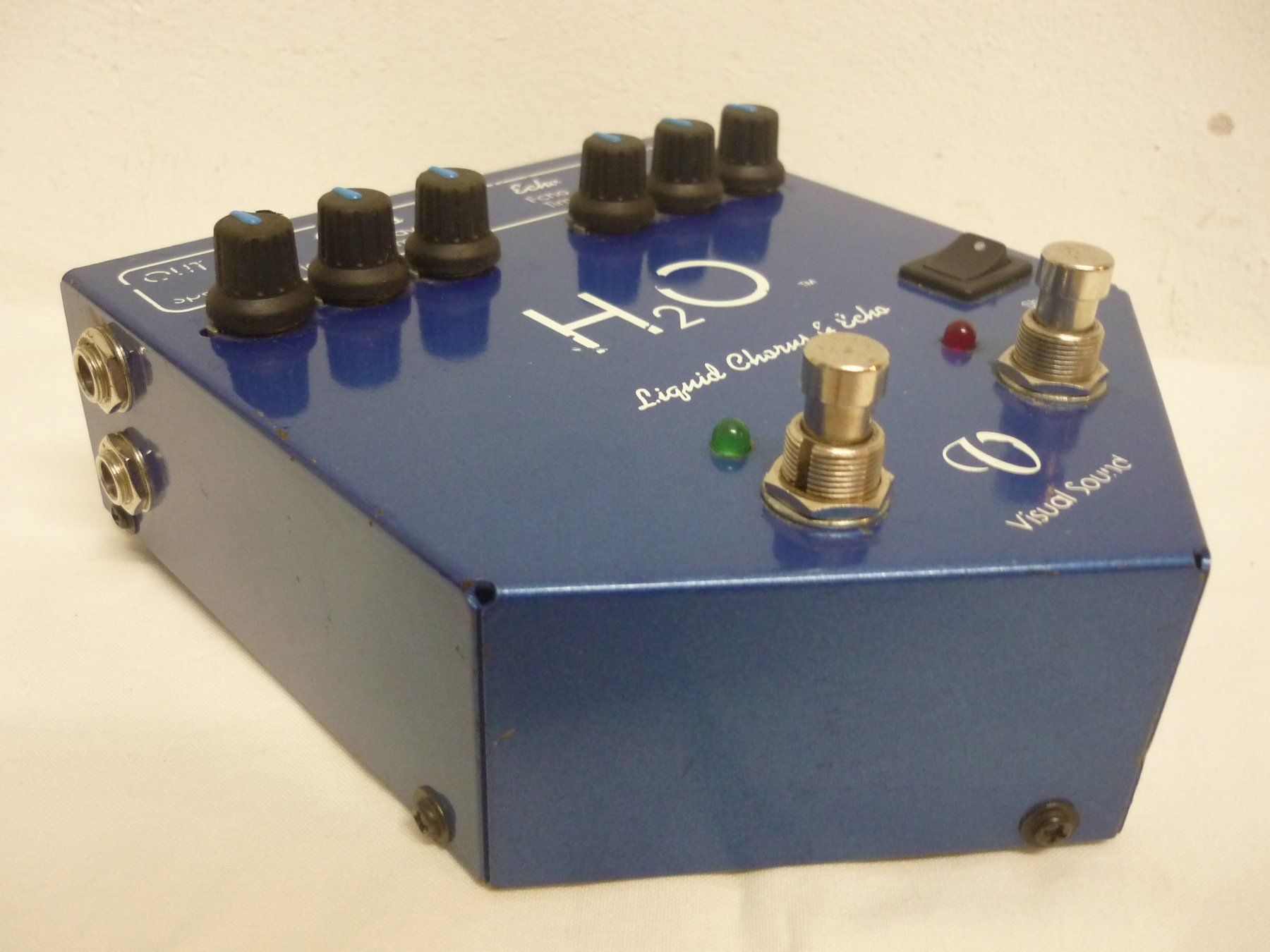 Strumenti musicali: Visual Sound - Liquid Chorus & Echo - Effekt für E-Gitarre – Usato da Maienfeld venduto da John13 4