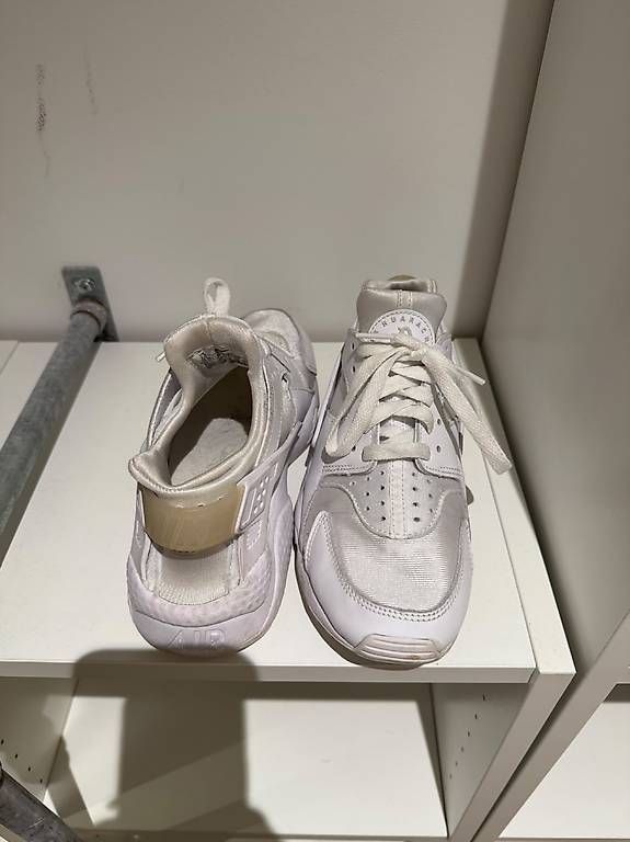 Scarpe da uomo: Nike Air Huarache – Nuovo e nell'imballaggio originale da Zürich venduto da nic_c8k6 2