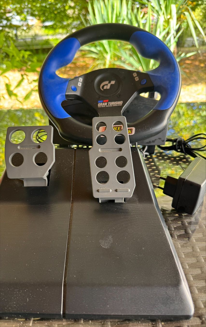 Logitech Controller: Gran Turismo Force Feedback Wheel USB 1.0 von Logitech – Gebraucht aus Elsau von Lindis
