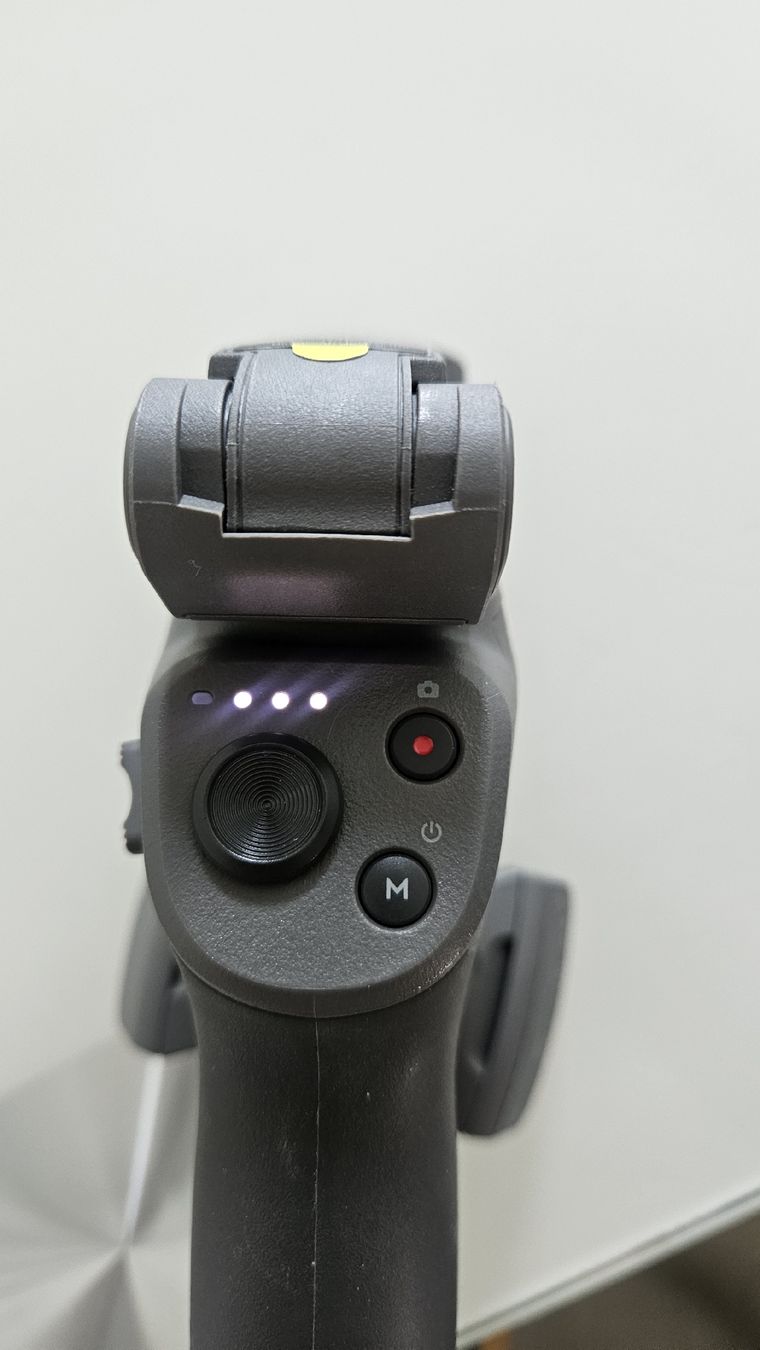 DJI Action Cam: DJI Osmo Mobile 3 Gimbal Stabilizer w/ Accessories – Usato da Sachseln venduto da laz_65cg 2