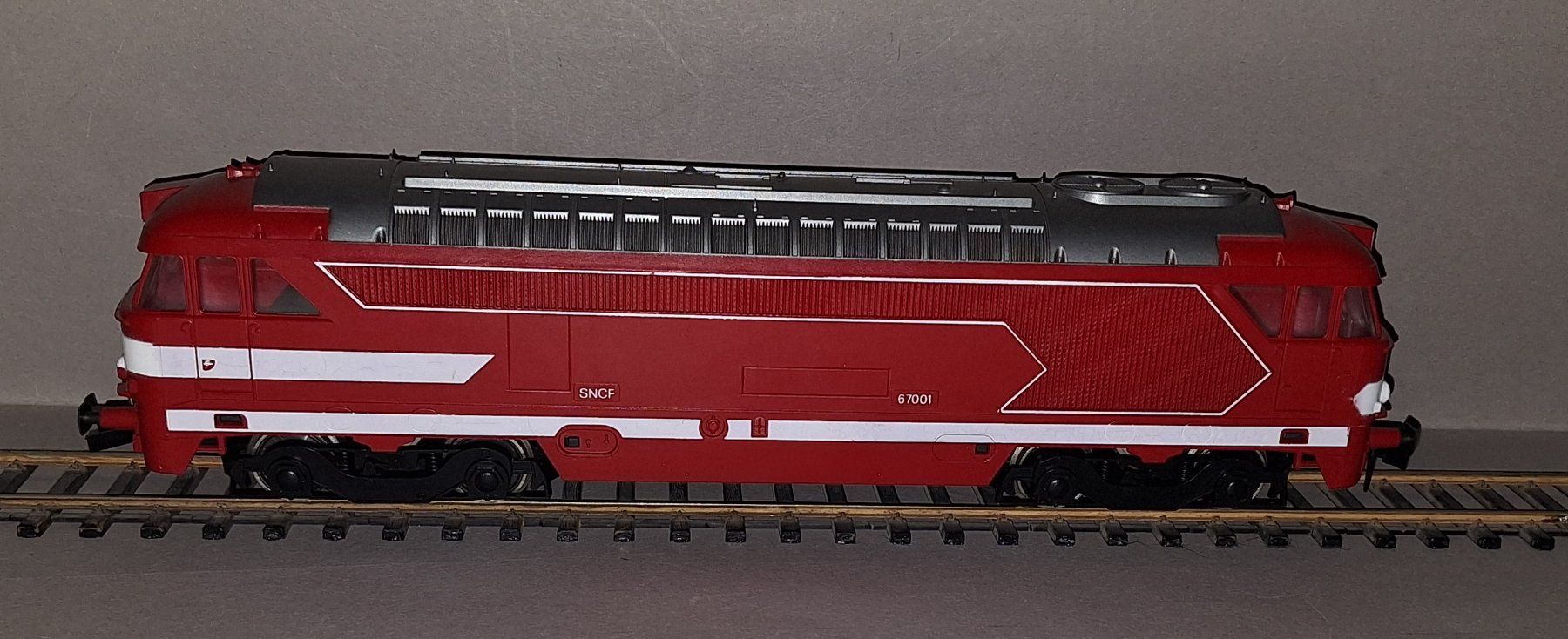 Lima Trains électriques: LIMA SNCF Diesellok – D'occasion à St. Margrethen par  1