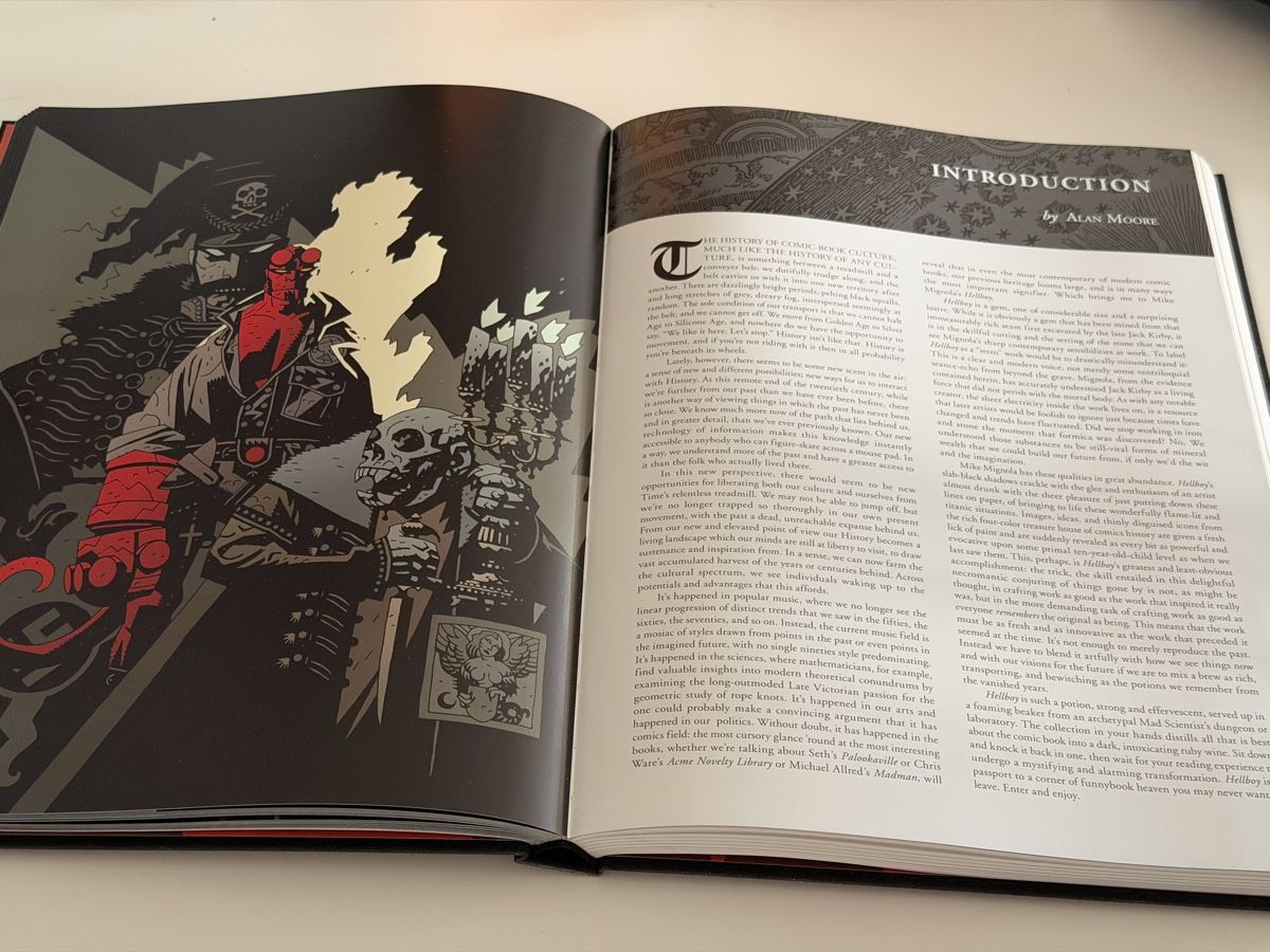 Comics: Hellboy Library Edition Volume 1  – Gebraucht aus Münchringen von loo_b7bd 1