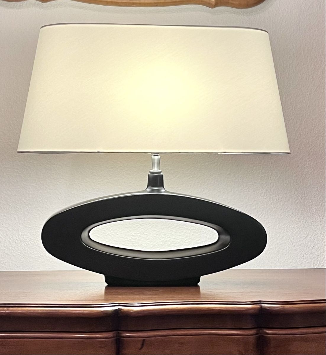 Lampade: Lampe design ovale noire – Usato da Lausanne venduto da Vibewave 1
