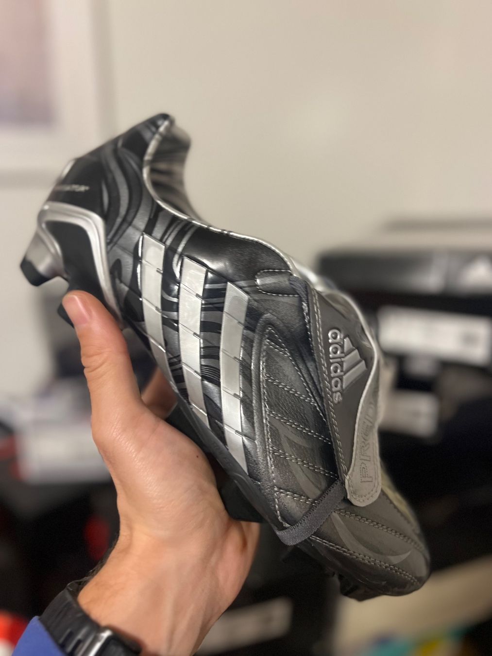 Adidas Scarpe da uomo: Adidas Predator Powerswerve FG – Nuovo e nell'imballaggio originale da Cully venduto da DealerPrice