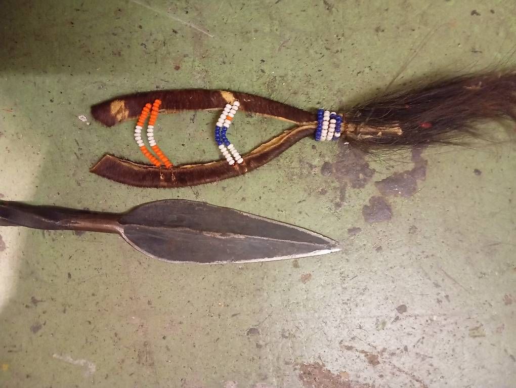 Tiro con l'arco: 2 afrikanische Speerspitzen – Usato da Basel venduto da Petergunn 3