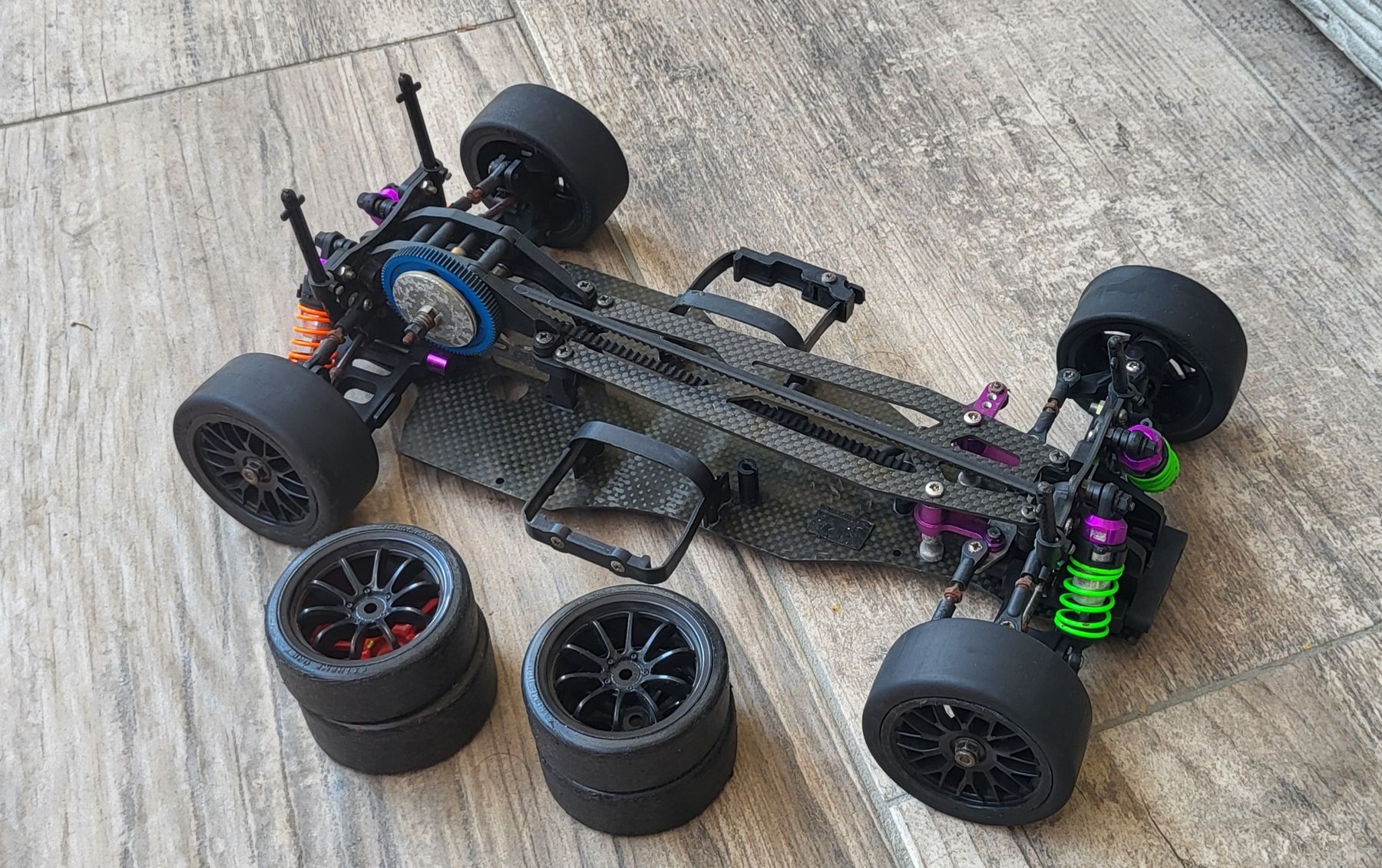 Kyosho RC Modellbau: KYOSHO 1/10 – Gebraucht aus islikon von mir_8cbw