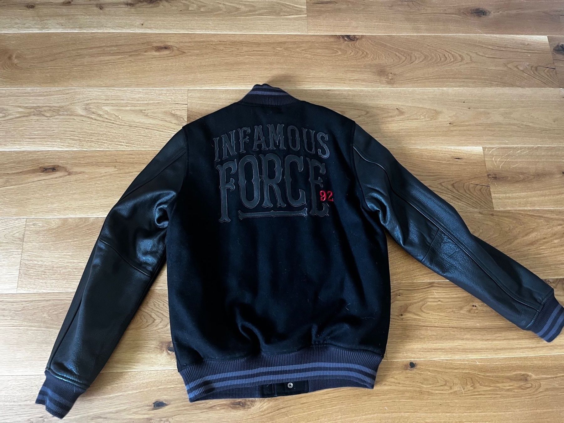 Nike Giacche: Nike Air Force 92 Jacke 180 – Usato da Frauenfeld venduto da Siku1993 1