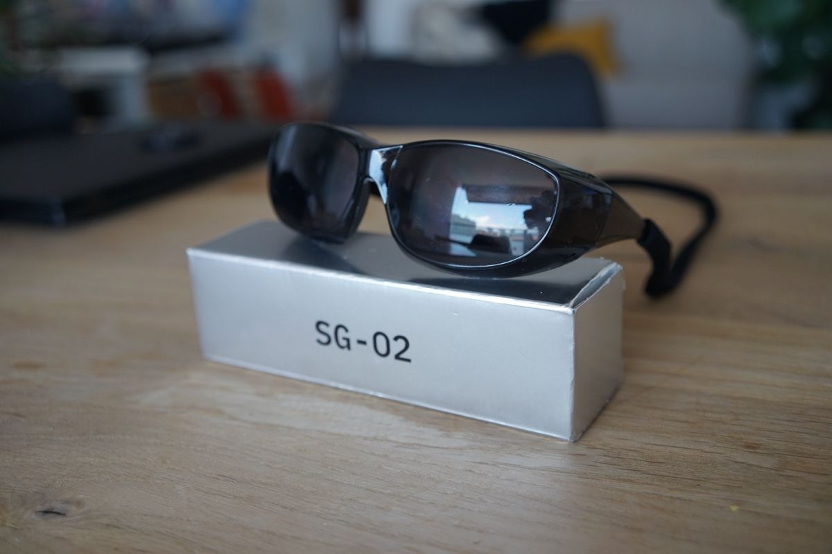 Occhiali & Lenti: Yeezy SG-02 Sunglasses With Box - New – Nuovo e nell'imballaggio originale da Zürich venduto da Ang_7pr8