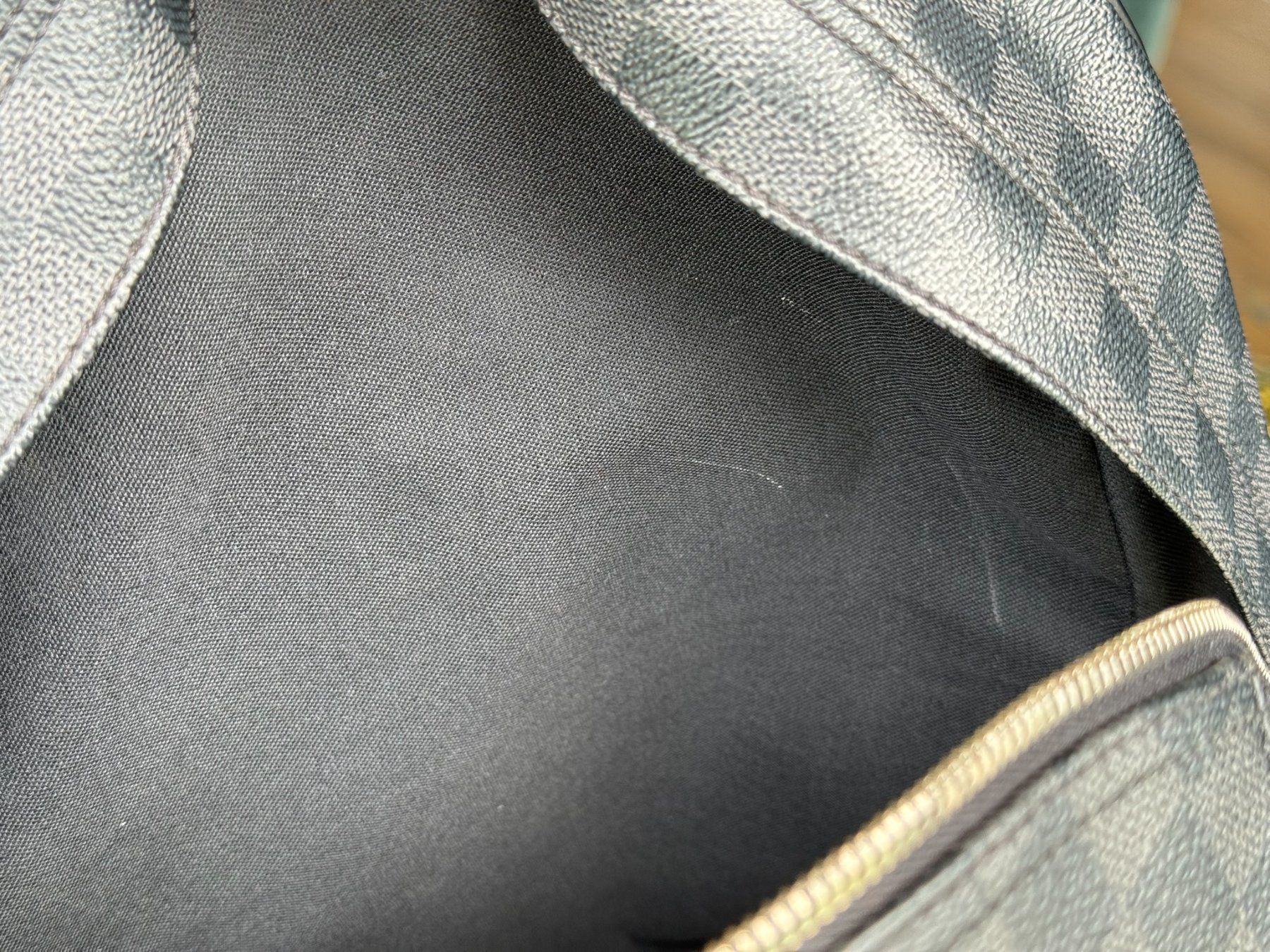 Louis Vuitton Zaini: LOUIS VUITTON Rucksack MICHAEL in Damier Graphite – Usato da Muri b. Bern venduto da ris_m7jw 7