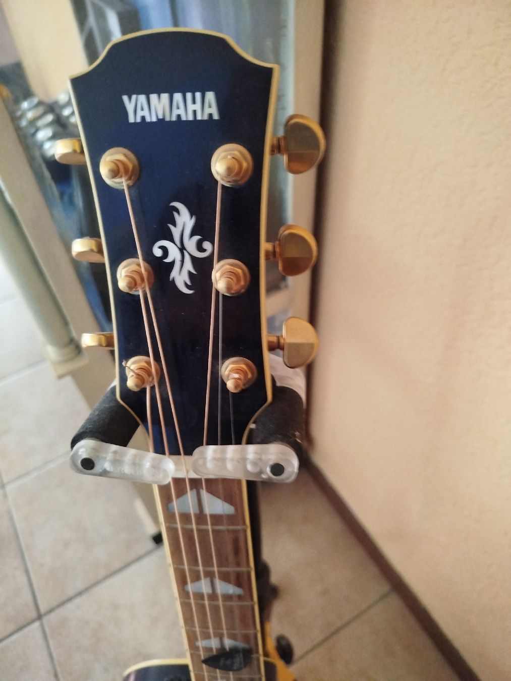 Yamaha Musikinstrumente: Gitarre Yamaha – Gebraucht aus Delémont von mos_9927 1