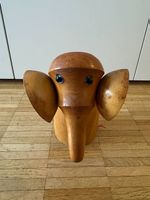 Elefanten-Kässeli / Spardose aus Massivholz mit Schlüssel