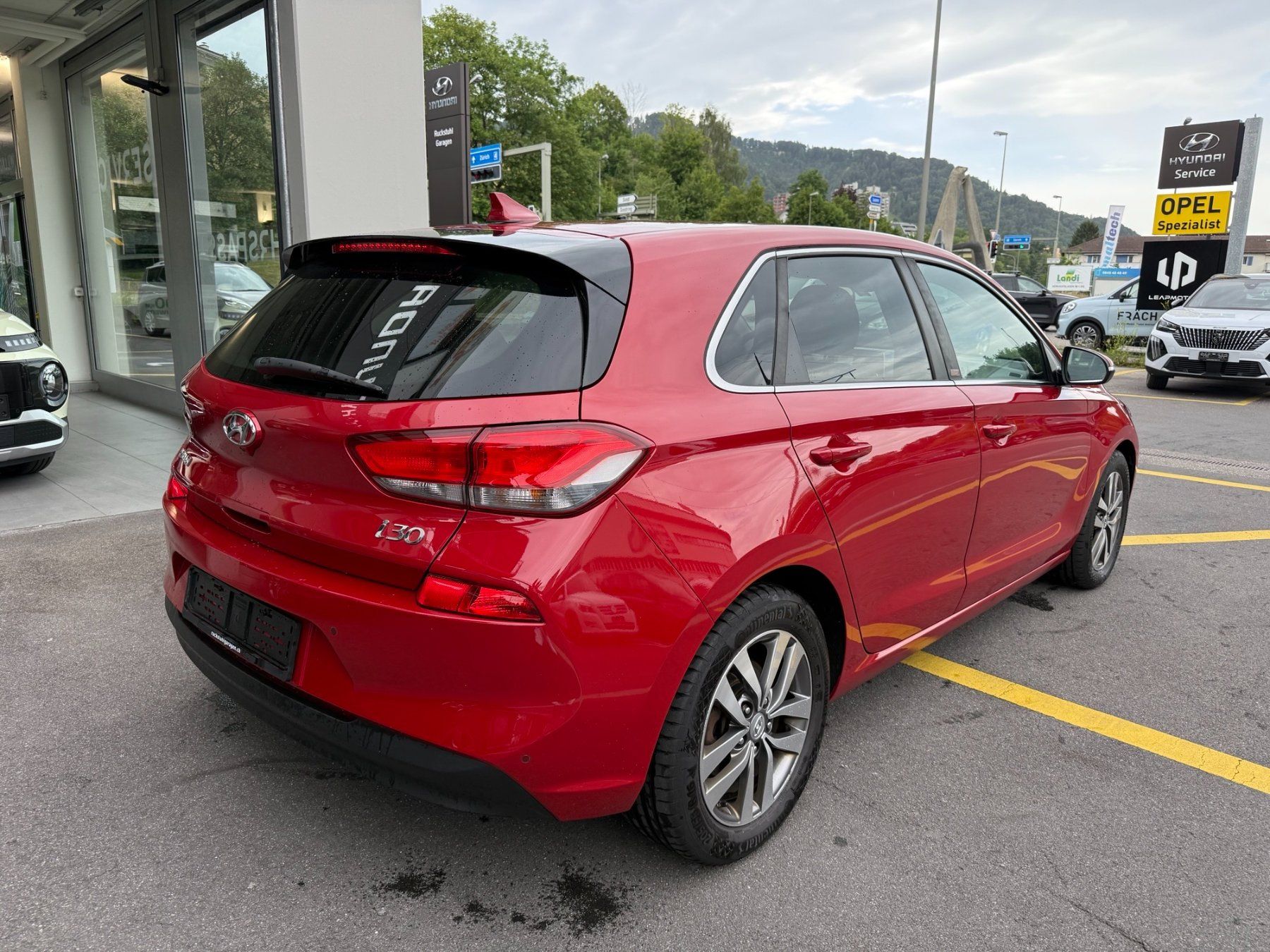Hyundai Automobili: Hyundai i30 Amplia 1.4 Manuel – Usato da Adliswil venduto da RuckstuhlAdliswil 3