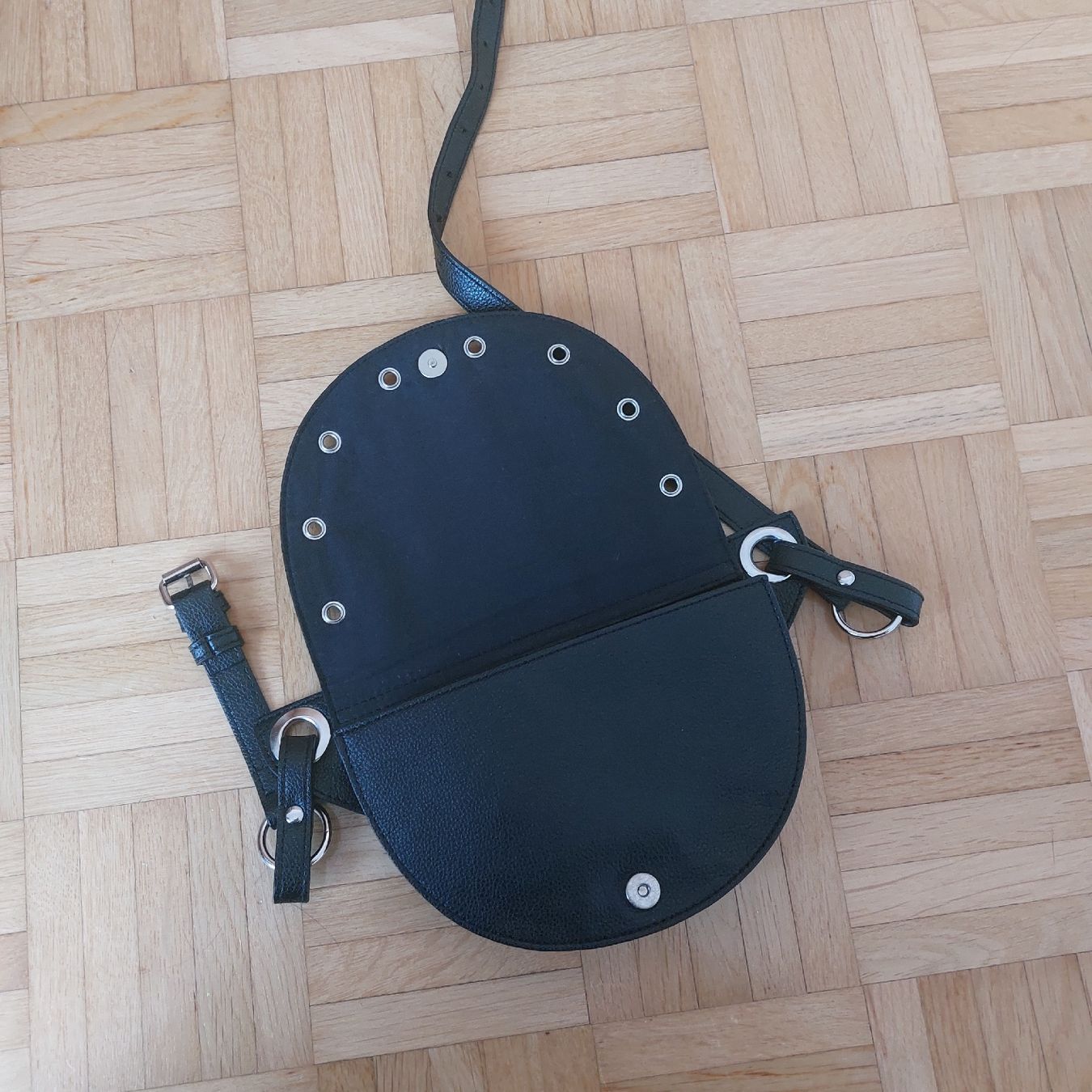 S.Oliver Borse da donna: Sac banane S.Oliver noir – Usato da La Chaux-de-Fonds venduto da asn_l6dp 3