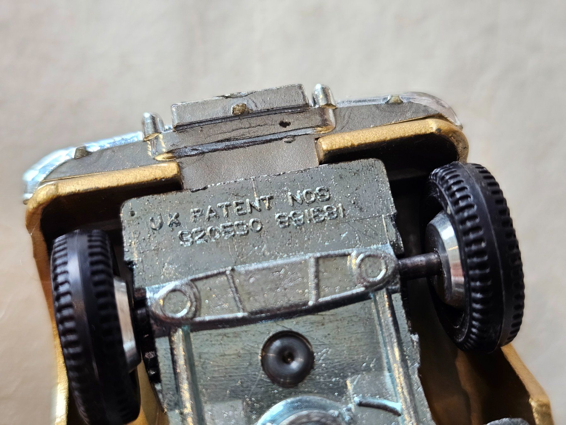 Rolls Royce Modellini d'auto: Rolls Royce Dinki Toys 127 Silver Cloud III gold – Usato da Sirnach venduto da windrad65 6