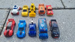 10 Hot Wheels /MATTEL /Auto / 1/64 /Allerlei /Nissan etc.