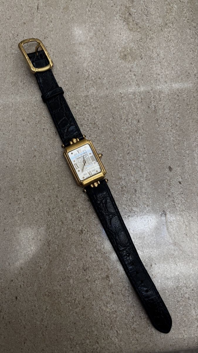 Balmain Orologi: Pierre Balmain Uhr vergoldet mit Saphiren – Usato da Bern venduto da kue_db29 1