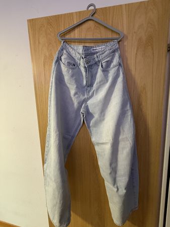 Damen Jeans hellblau Grösse 42 guter Zustand