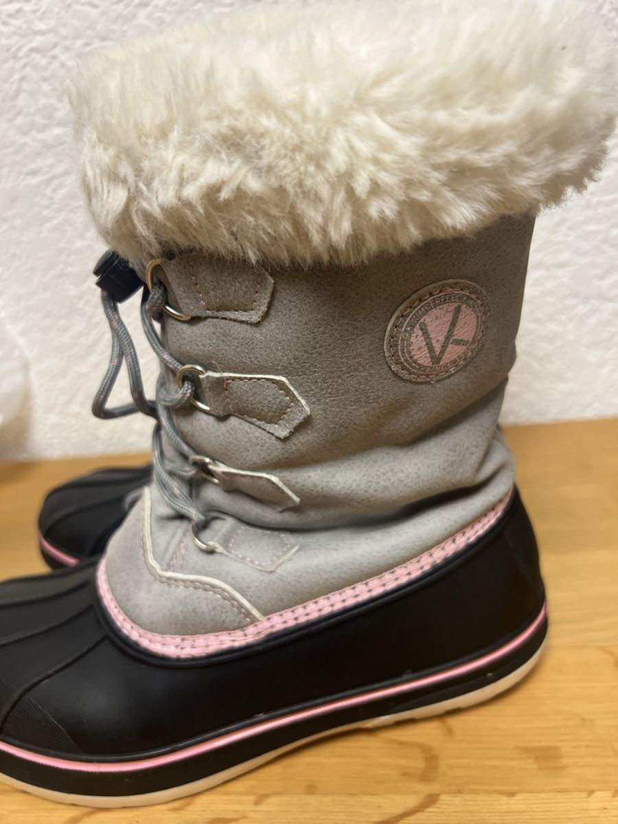 Scarpe per ragazze: Bottes de neige 35 – Usato da Sion venduto da jerermy1911 2