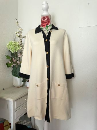 Neues Kleid ZARA M dickeres Tricot helles Vanille