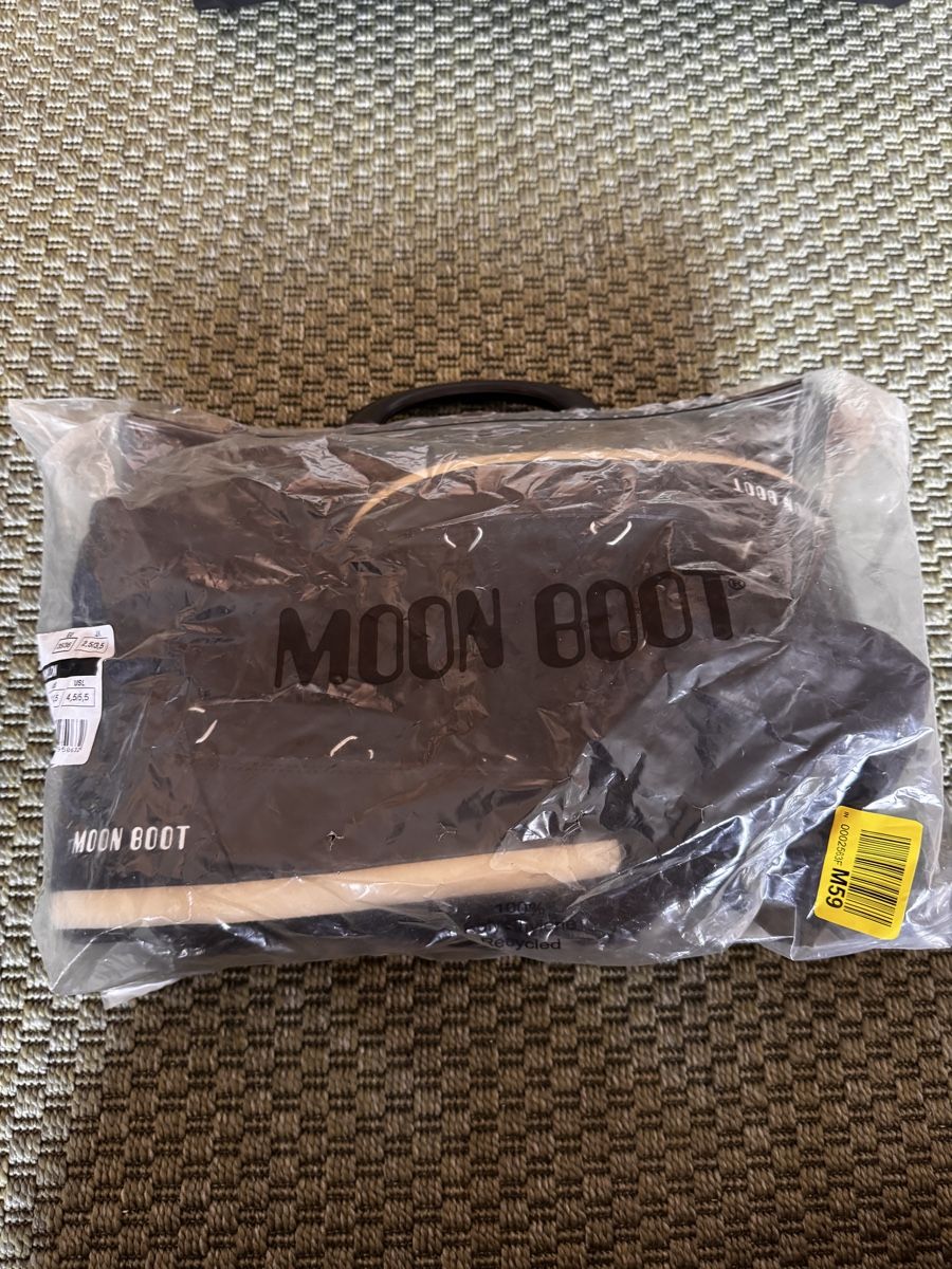 Moon Boot Scarpe per ragazzi: Moon Boot Light Low Nylon Stiefel Schwarz Gr 35/36 – Nuovo (secondo la descrizione) da Basel venduto da nic_h52m 2