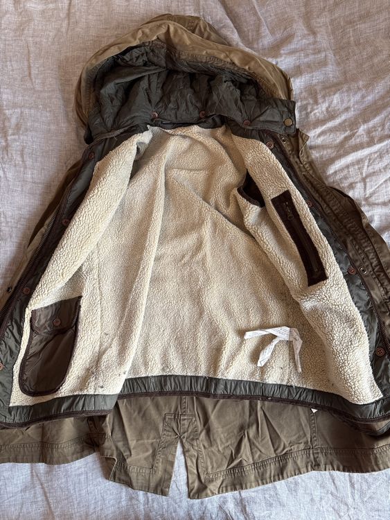 Zara Vestes: Veste printemps/automne kaki Zara – D'occasion à Genève par Bouux 1