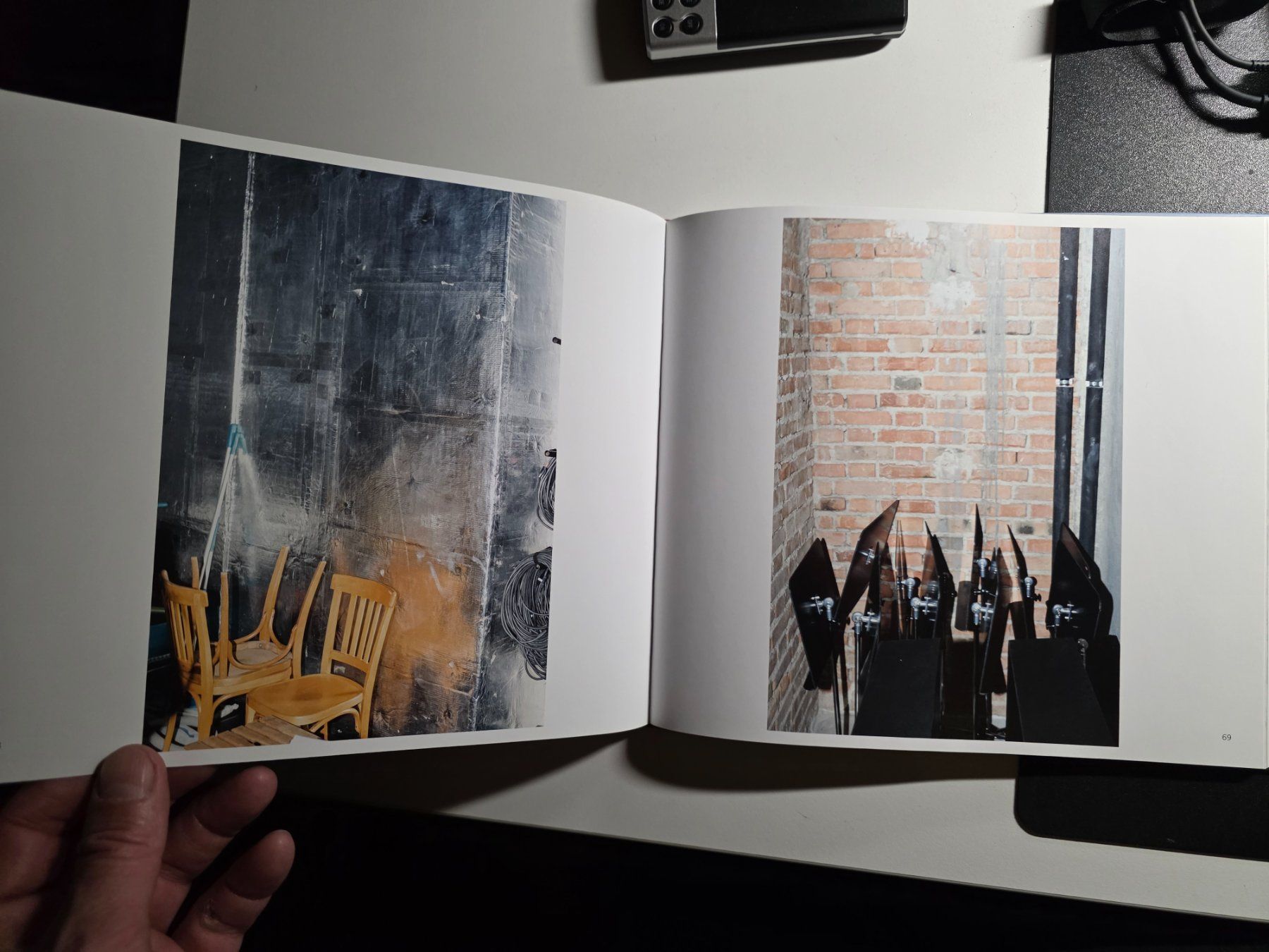 Libri: Stadttheater Langenthal Sanierung 2017 - von 2019 – Nuovo (secondo la descrizione) da Walterswil BE venduto da Lonitti 3
