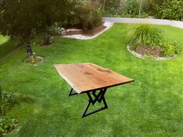 ✨Massiver Nussbaum Esstisch mit Baumkante , 160x100-108cm. ✨