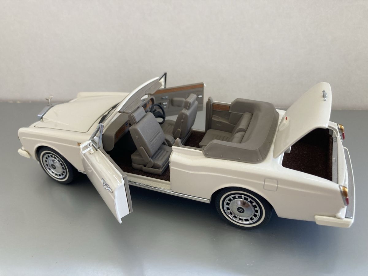 Franklin Mint Modellini d'auto: 1992 Rolls Royce Corniche IV von Franklin Mint – Usato da Basel venduto da Imack 7