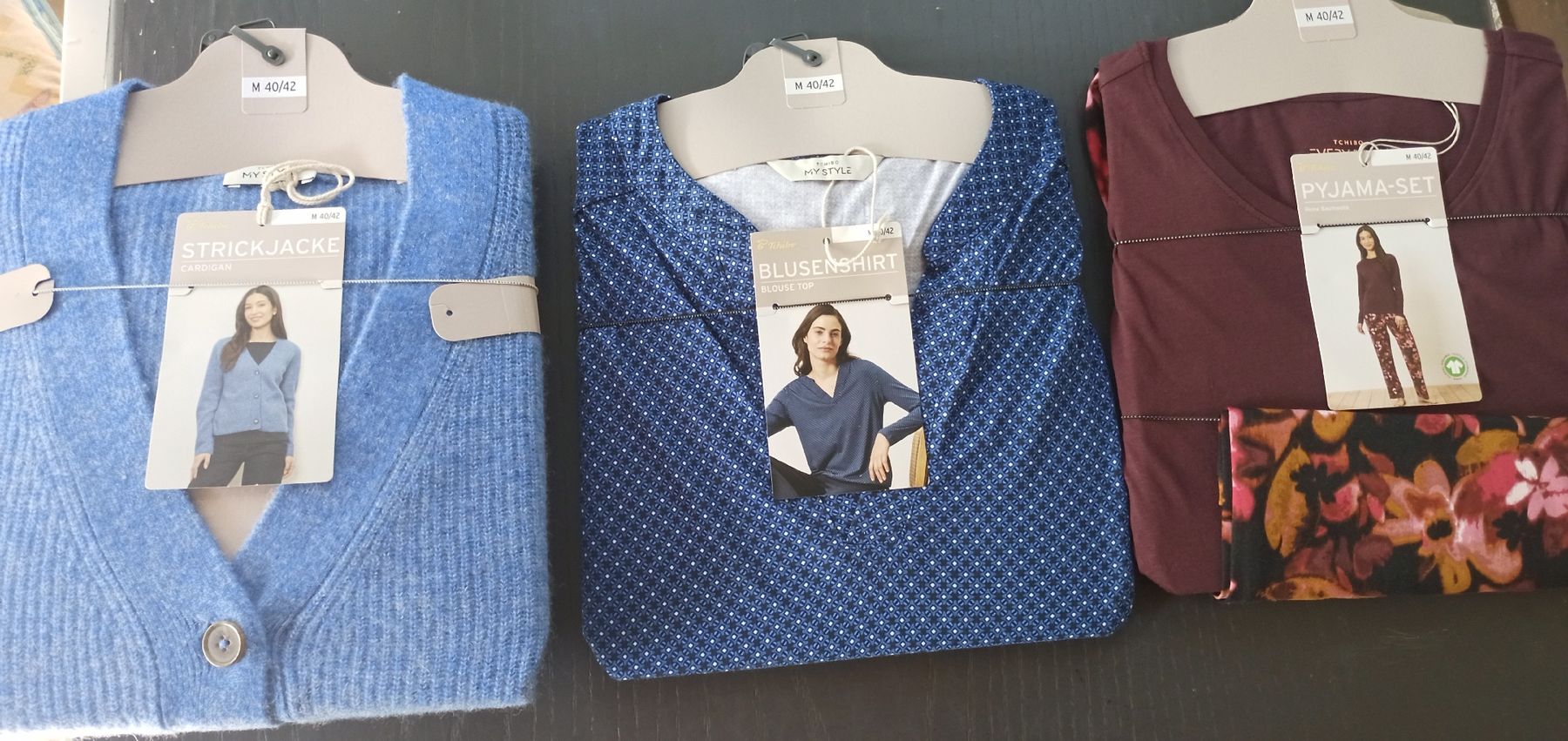 Kleiderpakete: Kleider-Set Damen – Neu und originalverpackt aus Winterthur von mal_k2wv