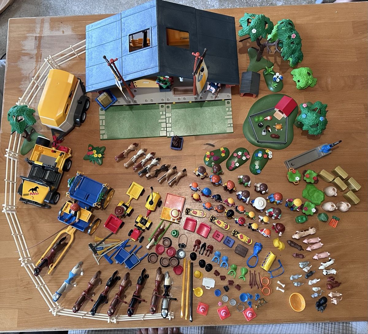Playmobil Giocattoli: Ferme Playmobil – Usato da Les Acacias venduto da chl_f8bq 5