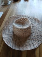 Elegant Women's Summer Hat - Chic & Stylish - Perfect Now!