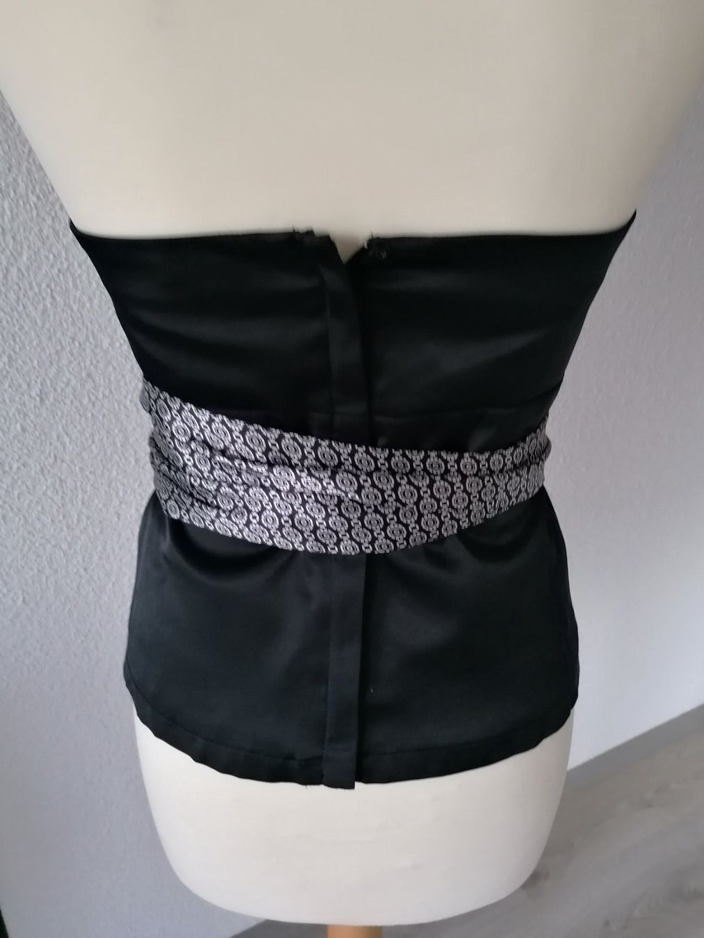 Sonstige Unterwäsche: Schwarze Satin-Corsage Gr. 36 – Neu (gemäss Beschreibung) aus Emmen von Tigerlady 3