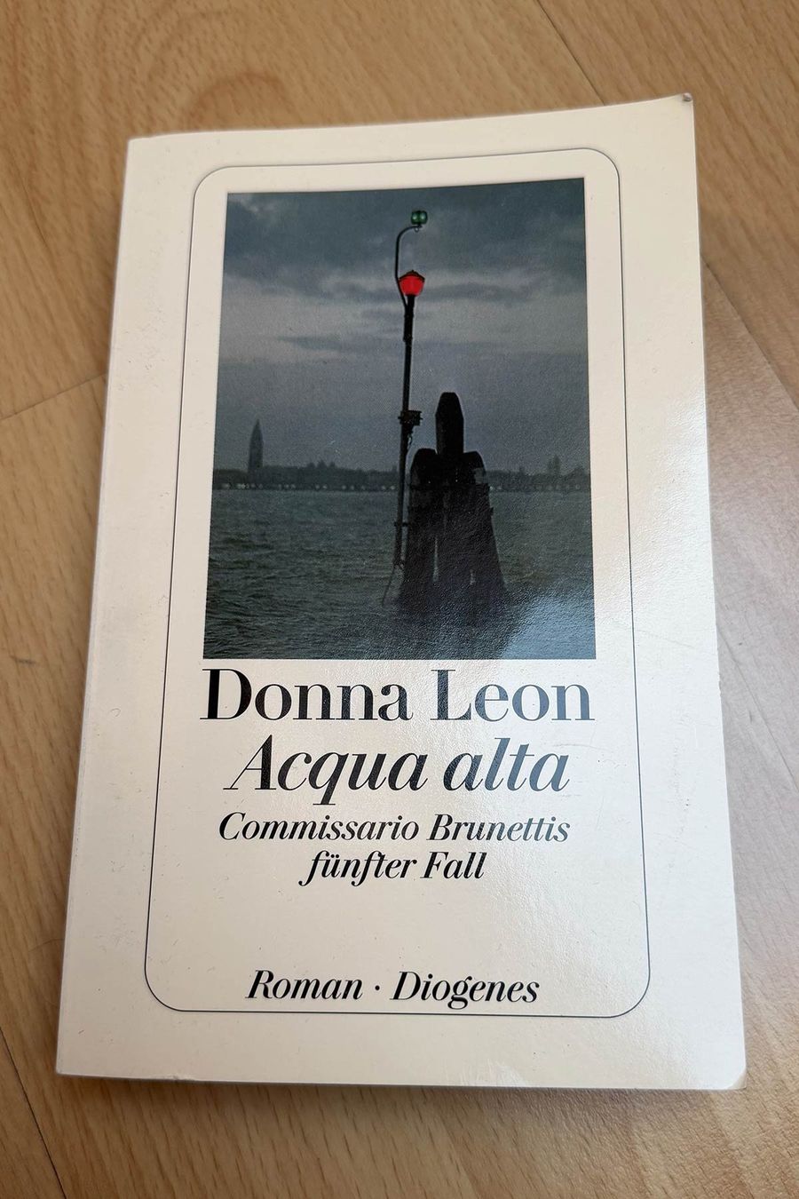 Libri: Roman: Donna Leon - Acqua alta – Usato da Herznach venduto da Ricardomaessig