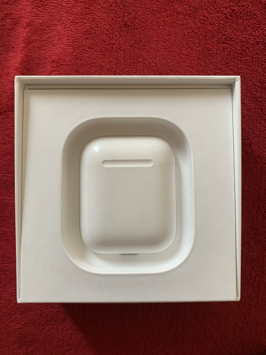 Apple Cuffie: Apple AirPods 2. Generation – Usato da Zürich venduto da Olimpied 1