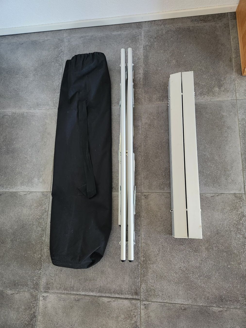 Tables: Camping Tisch – D'occasion à Abtwil AG par Pitcock1605 2