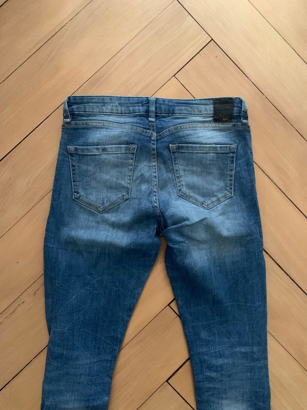 Zara Jeans: ZARA - Jeans Used Look 38 – Usato da Zürich venduto da Diazaio 2