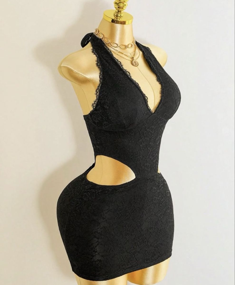Kleider: Robe noire courte dentelle découpée taille XL  – Neu (gemäss Beschreibung) aus Lausanne von jos_h7ql 1