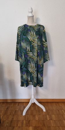 Tolles Kleid von " WINDSOR" Gr. 42